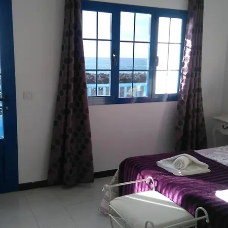 Dom wakacyjny Casa Leyna *